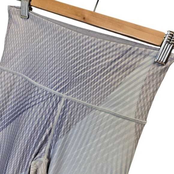Peloton x WITH Women's S Sails High Waist Geometric Grey Athletic Leggings - Picture 4 of 15
